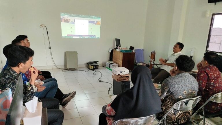 Biro INFOKOM dipercaya untuk Merevitalisasi Infrastruktur IT di Universitas Muhammadiyah Kupang